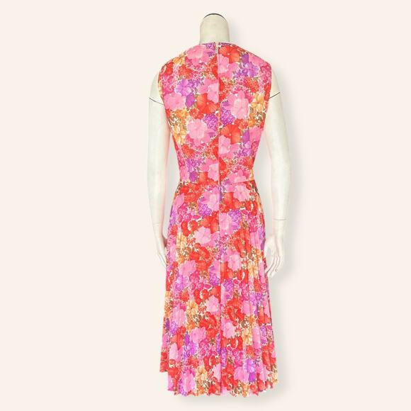 VTG Sleeveless V Neck Pink / Orange Floral Pleated Fit & Flare Midi Dress Size 6 - Picture 3 of 7